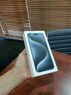 1TB APPLE IPHONE 15 PRO 5G BLUE TITANIUM BRAND NEW SEALED IN THE BOX WITH ACCESSORIES AND WARRANTY