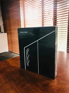 The New 512GB DUAL-SIM Samsung Galaxy Z FOLD 7 JetBlack, Brand New Sealed In The Box With Warranty