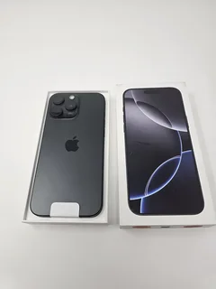 256GB APPLE IPHONE 16 PRO BLACK TITANIUM EXCELLENT CONDITION BOX WITH ACCESSORIES AND WARRANTY