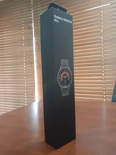 45mm Black Samsung Galaxy Watch 5 PRO GPS  Version Excellent Condition In Box With Warranty