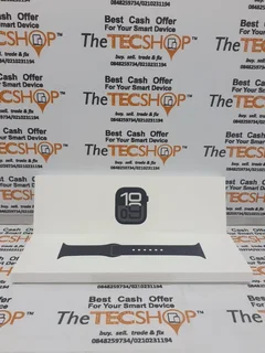 42mm Black Apple Watch Series 10 GPS  Excellent Condition  In The Box With Accessories And Warranty