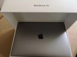 Excellent Condition In The Box 13 Inch M1 Chip MacBook Air Space Gray|256GB SSD|8GB RAM And Warranty