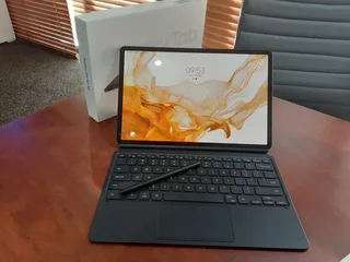 256GB Samsung Galaxy Tab S8 PLUS Excellent Condition In The Box With All Accessories &amp; Warranty