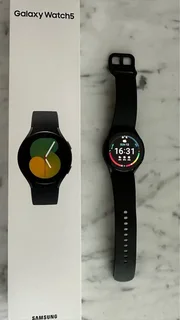 40mm Graphite Samsung Galaxy Watch 5 GPS Version Excellent Condition In The Box With Warranty