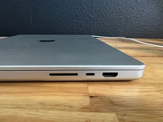 14-inch Macbook PRO M2 Chip Gray 512GB SSD|16GB RAM| As New With All Accessories And Warranty