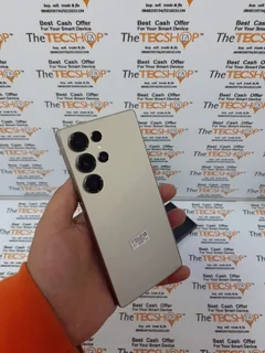 256GB Samsung Galaxy S25  ULTRA Black As New In The Box With Accessories And Warranty