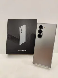 As New In The Box  Silver 512GB Samsung Galaxy Z FOLD 6 With All Accessories And Warranty