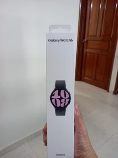 40mm Graphite Samsung Galaxy Watch 6 GPS Version Excellent Condition Box With Warranty