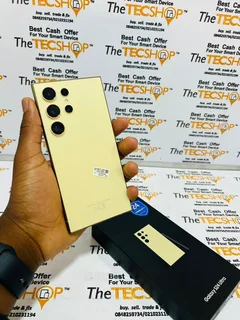 256GB Samsung Galaxy S24 ULTRA Yellow In Excellent Condition In Box With Accessories And Warranty