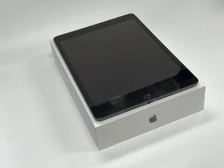 10.2 Inch Apple iPad 64GB 9th Gen  WiFi In Excellent Condition In Box With Accessories And Warranty