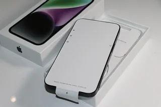 128GB APPLE IPHONE 14 5G MIDNIGHT AS NEW IN THE BOX WITH ALL ACCESSORIES AND WARRANTY