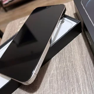 256GB APPLE IPHONE 12 PRO 5G SILVER EXCELLENT CONDITION IN THE BOX WITH ALL ACCESSORIES AND WARRANTY