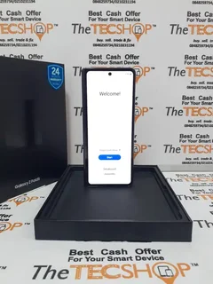 Phantom Black 256GB DUAL-SIM Samsung Galaxy Z FOLD 5 Excellent Condition In The Box With Warranty