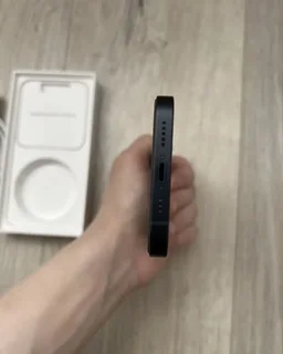 128GB APPLE IPHONE 13 5G MIDNIGHT IN COLOUR AS NEW IN THE BOX WITH ACCESSORIES AND WARRANTY