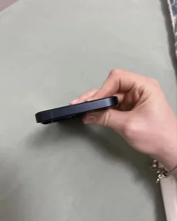 128GB APPLE IPHONE 13 5G MIDNIGHT IN COLOUR AS NEW IN THE BOX WITH ACCESSORIES AND WARRANTY