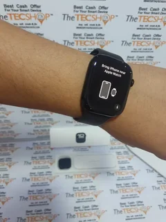 42mm Black Apple Watch Series 10 GPS  Excellent Condition  In The Box With Accessories And Warranty