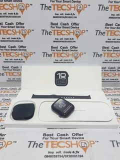 42mm Black Apple Watch Series 10 GPS  Excellent Condition  In The Box With Accessories And Warranty