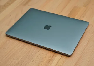 Excellent Condition 13 Inch Space Gray M1 Chip MacBook Air With Touch ID|256GB SSD|8GB RAM| Warranty