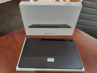 256GB Samsung Galaxy Tab S8 PLUS Excellent Condition In The Box With All Accessories &amp; Warranty