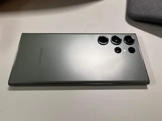 512GB Samsung Galaxy S23 ULTRA Green Excellent Condition In The Box With Accessories And Warranty