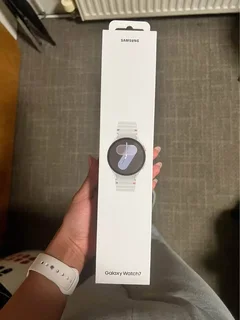 44mm Samsung Galaxy Watch 7 GPS Version Silver Brand New Sealed In Box With Accessories And Warranty