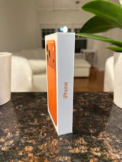 2TB APPLE IPHONE 17 PRO MAX ORANGE BRAND NEW SEALED IN BOX WITH ACCESSORIES AND WARRANTY