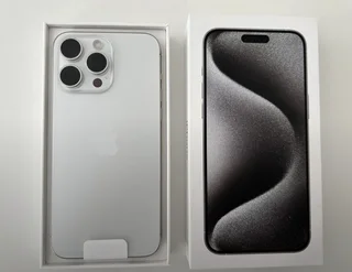 256GB APPLE IPHONE 15 PRO MAX WHITE EXCELLENT CONDITION IN THE BOX WITH ALL ACCESSORIES AND WARRANTY