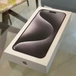 256gb Apple Iphone 15 Pro Max White Excellent Condition In The Box With All Accessories And Warranty