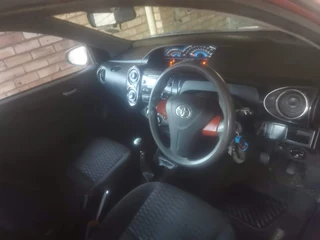 2016 Toyota Etios Cross 1.5 XS