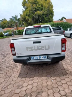 2015 Isuzu 250 DTeq Double Cab