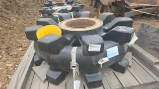 Bucyrus and Caterpiller Shovels