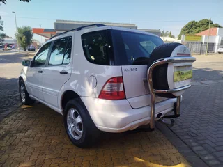 2005 Mercedes-Benz ML SUV