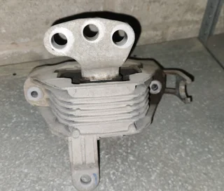 Chevrolet Cruze/Opel Astra J Engine Mounting