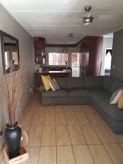 2 Bedroom townhouse to let, Ravenswood, Boksburg