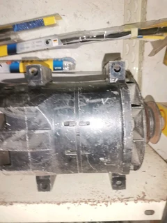 Freightliner 12volts alternator