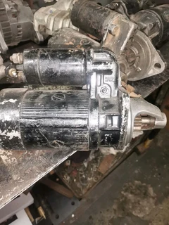 Old type Mercedes car starter