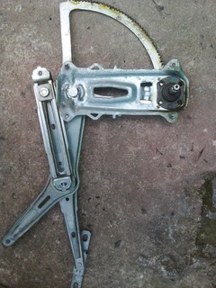 Opel gamma left door window macism