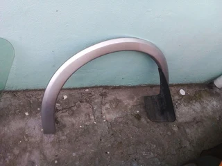 Opel gamma bakkie shape plastic left wheelarch