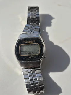 Citizen Crystron Lc 50-1557 Quartz Vintage Watch for sale.