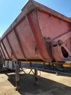 2008 KEARNEY&#39;S 50 CUBE INTERLINK SIDE TIPPER WAENS - MALMESBURY