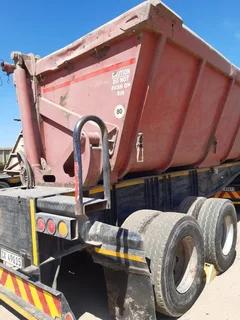 2008 KEARNEY&#39;S 50 CUBE INTERLINK SIDE TIPPER WAENS - MALMESBURY