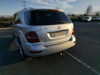 2011 Mercedes-Benz M-Class SUV