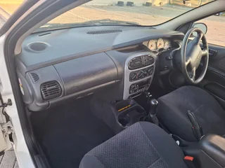 2001 Chrysler Neon Sedan