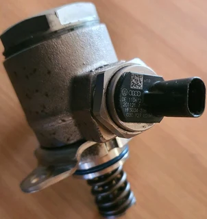 VW Golf 6 1.4 TSI CAXA 2009-2013 VW VAG High Pressure Pump Part# 03C 127 026 M