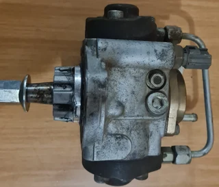 Toyota Hilux 2.5 D-4d 2kd-ftv 2005-2011 Denso Injector Pump Part# 22100-30110