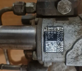 Toyota Hilux 2.5 D-4D 2KD-FTV 2005-2011 DENSO Injector Pump part# 22100-30110