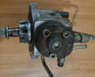 Toyota Hilux 2.5 D-4D 2KD-FTV 2005-2011 DENSO Injector Pump part# 22100-30110