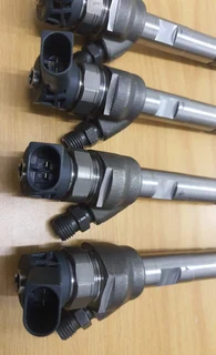 BMW F10 520D Diesel B47 Engine CDE 2013-2020 Bosch Injectors Set Part# 0445 110 743