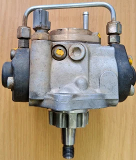 Toyota Hilux 2.5 D-4D 2KD-FTV 2005-2014 DENSO Injector Pump part# 22100-30110