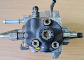 Toyota Hilux 2.5 D-4D 2KD-FTV 2005-2014 DENSO Injector Pump part# 22100-30110